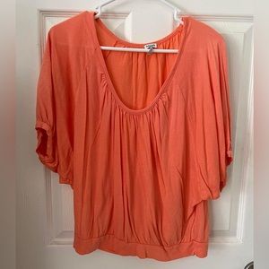 Splendid orange top